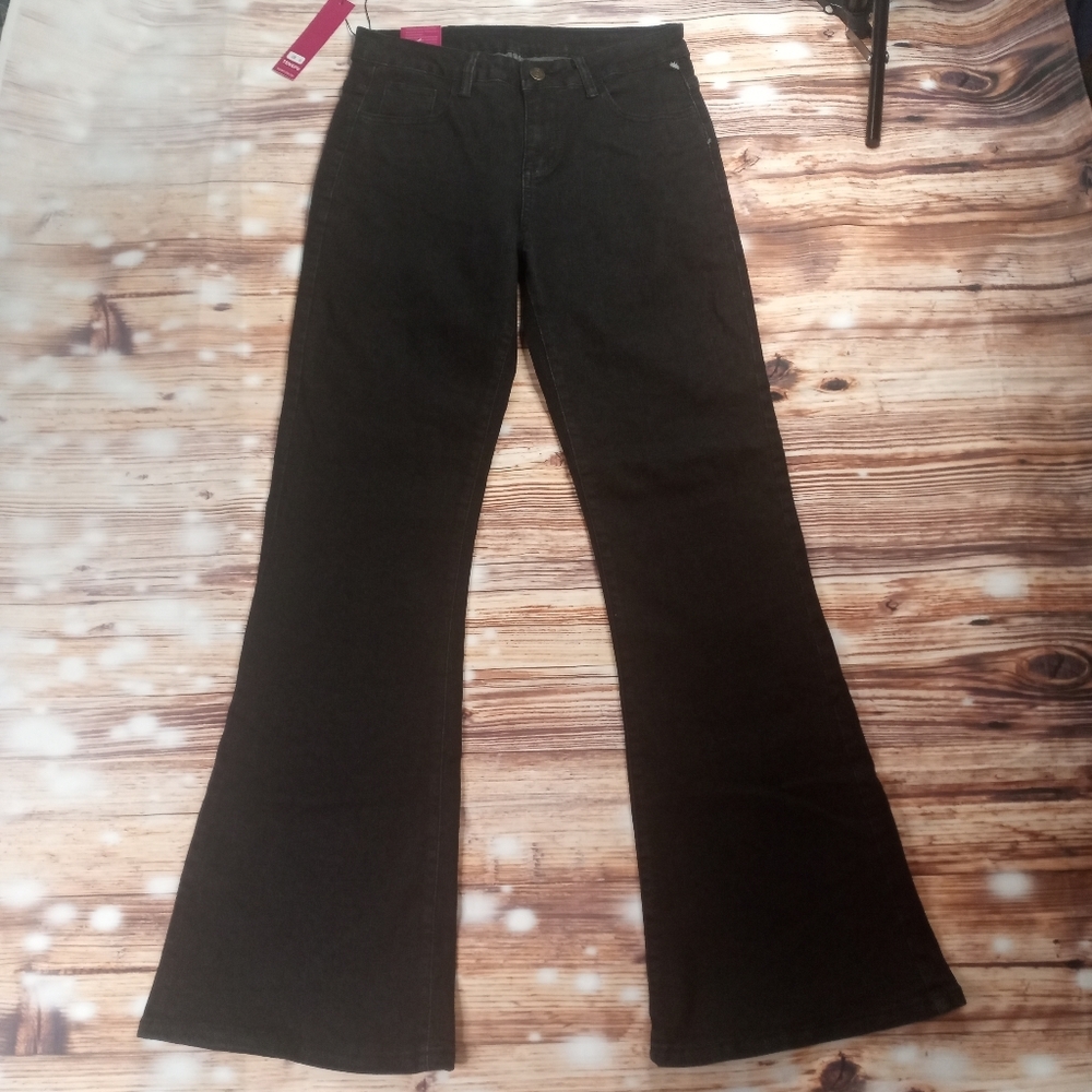 NWT HIGH RISE TENGFU BLACK FLARED LEG JEANS SIZE 6